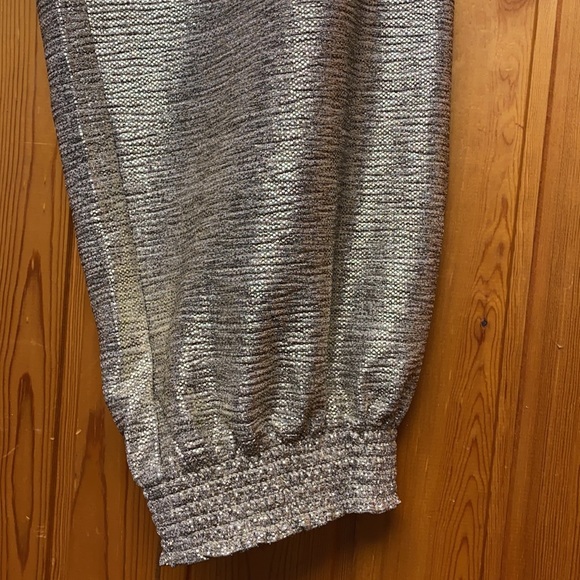 NWT ANTHROPOLOGIE WOMEN'S SIZE M JOGGERS GOLD ELASTIC WAISTBAND PARTY PANTS ! - Picture 9 of 13